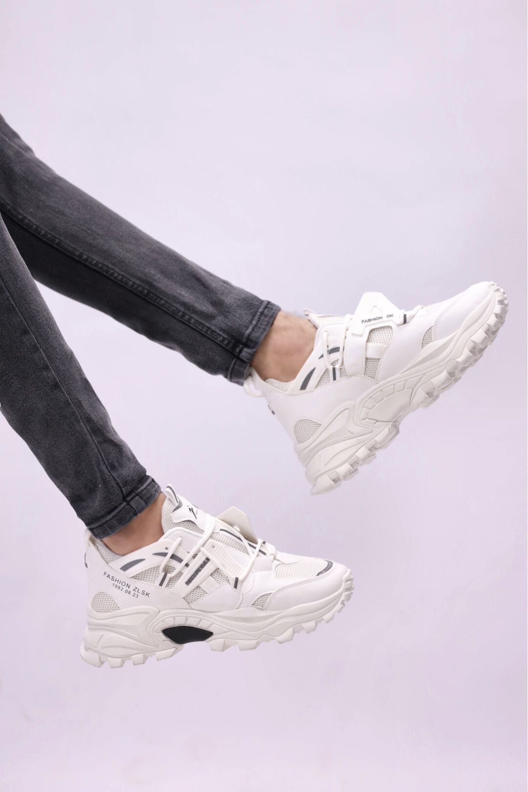 Buy Reewalk Men Premium White Sports Shoes Online in Pakistan On